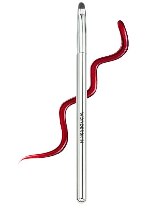 Wonderskin Lip Brush Slim Angled Lip Definer Brush for Lip Definition