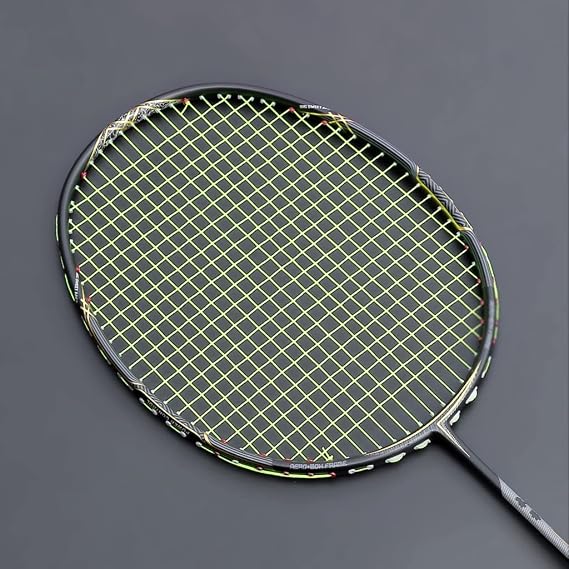 Professional Super Light 8U 62-67g Carbon Fiber Badminton Rackets Strungs Training Raquet 22-30 LBS
